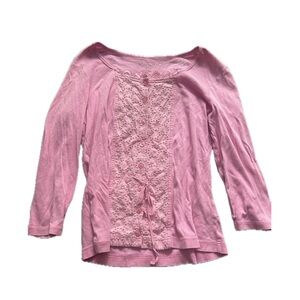 pink lace top with a tie in the front super cute! size s